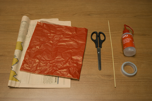 Materials per fer una rosa de paper per Sant Jordi
